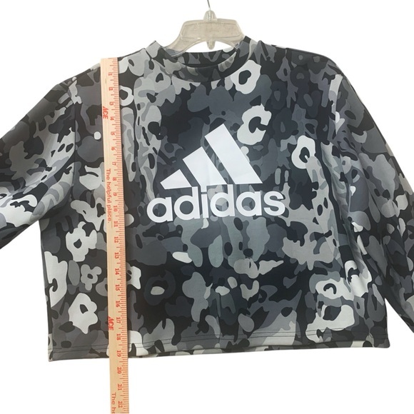 Adidas Sweatshirt Womens Small Black White Camo All Over Print Cropped Pullover - Picture 8 of 10